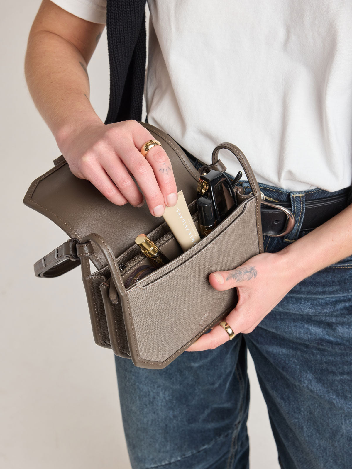 Colette Crossbody Wallet Bag in Canvas